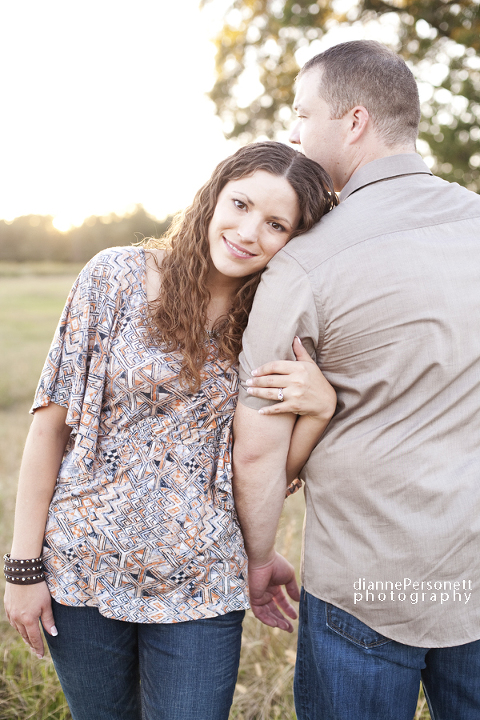 charlotte engagement photos in a field