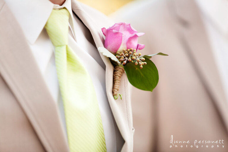 lilac & green wedding colors
