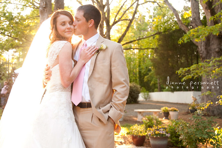 wedding photos at the orchard house, concord nc