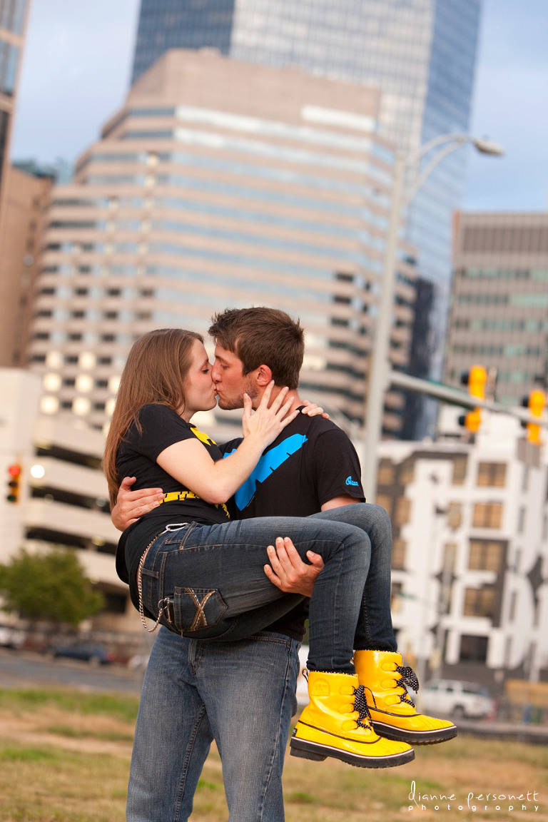 engagement photos with a city/urban feel, charlotte