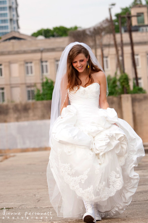 Uptown Charlotte bridal session photos