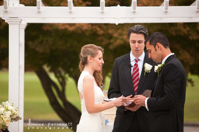 wedding photos at providence country club charlotte