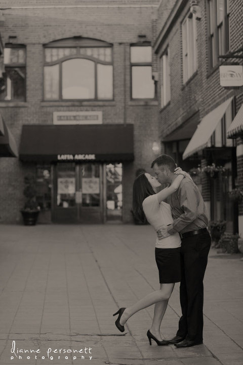 uptown charlotte engagement photos