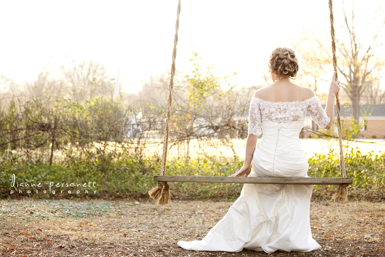 bridal portraits at the ranson house, huntersville NC