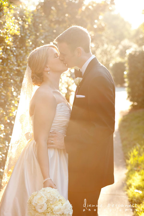 wedding photos at carmel country club charlotte nc