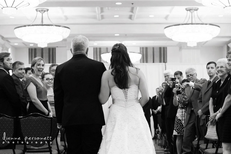 wedding photos in philadelphia, courtyard by marriott wedding photos philadelphia