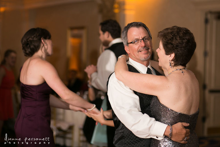 philadelphia wedding photographer, courtyard by marriott wedding photos philadelphia