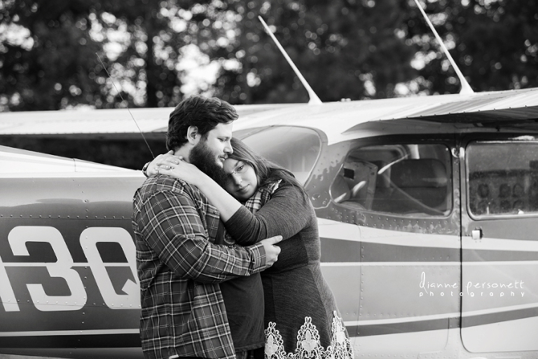engagement session with plane