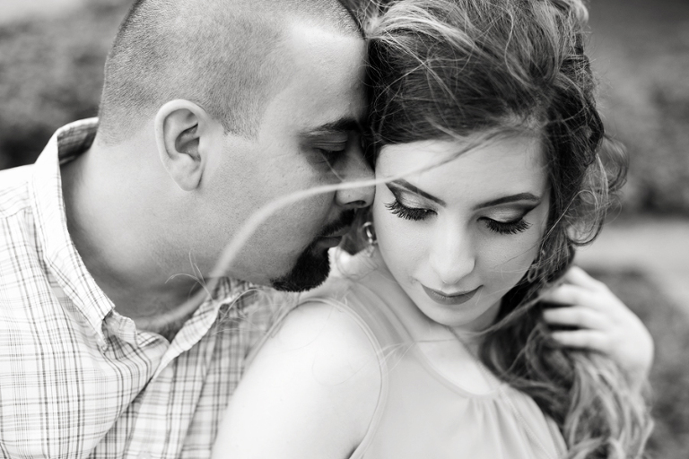 uptown charlotte engagement photo session