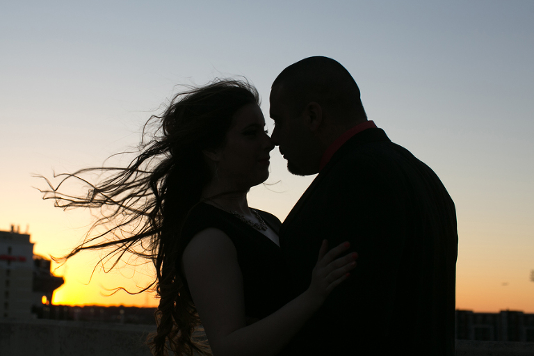 uptown charlotte engagement photo session