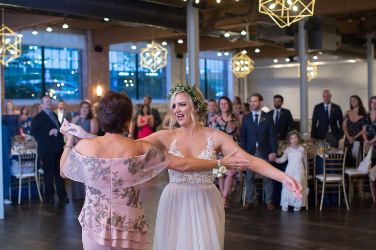 byron's southend charlotte wedding photos 